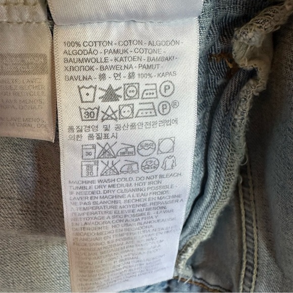 Levi’s trucker jacket - Picture 5 of 10